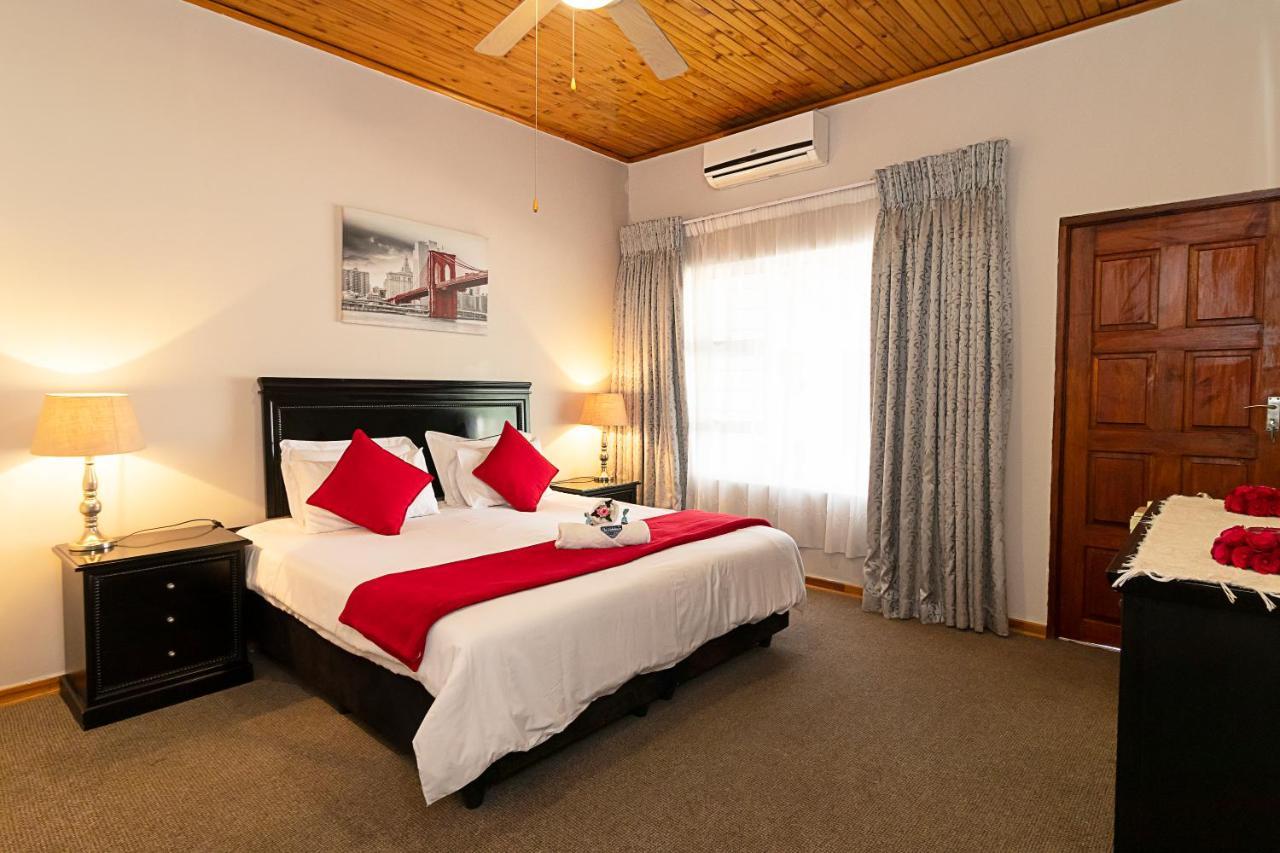 The Lakehouse Guest House Brakpan ภายนอก รูปภาพ